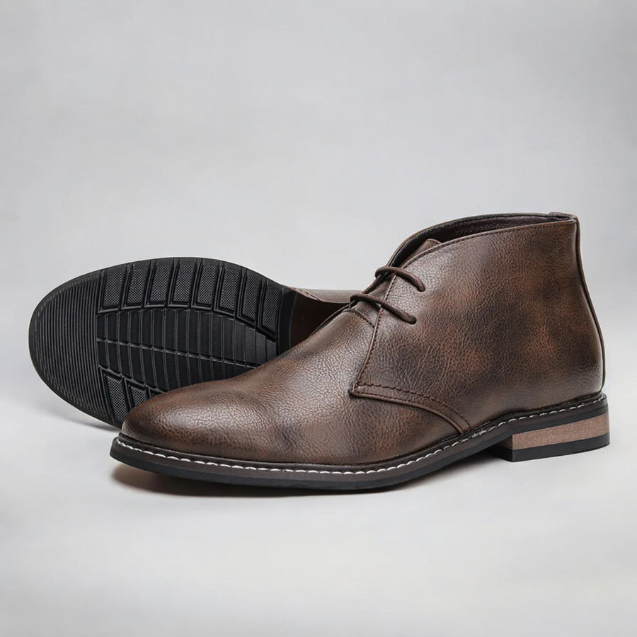 Men’s Classic Lace-Up Chukka Boots