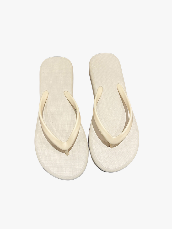 Noa | Classic Minimal Flip-Flops